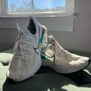 Nike Flyknit Running Shoes